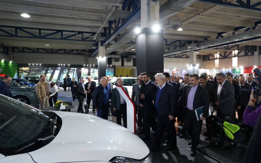 وزیر صمت از محصولات برقی بهمن و BMCARS دیدن کرد