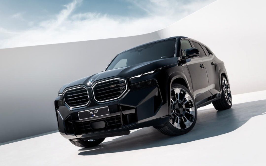 لاکچری‌ترین SUV بی‌ام‌و به خیابان‌های ایران آمد/فیلم