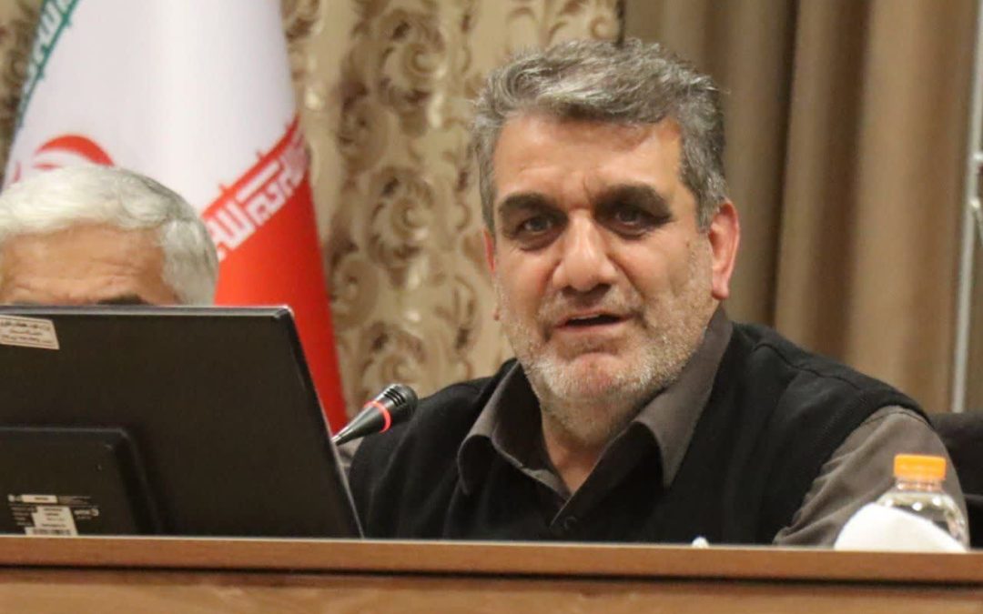 استاندار سمنان: مشکل انرژی با تحقق ظرفیت ۲۴۰۰ مگاواتی تولید برق خورشیدی رفع می‌شود + فیلم