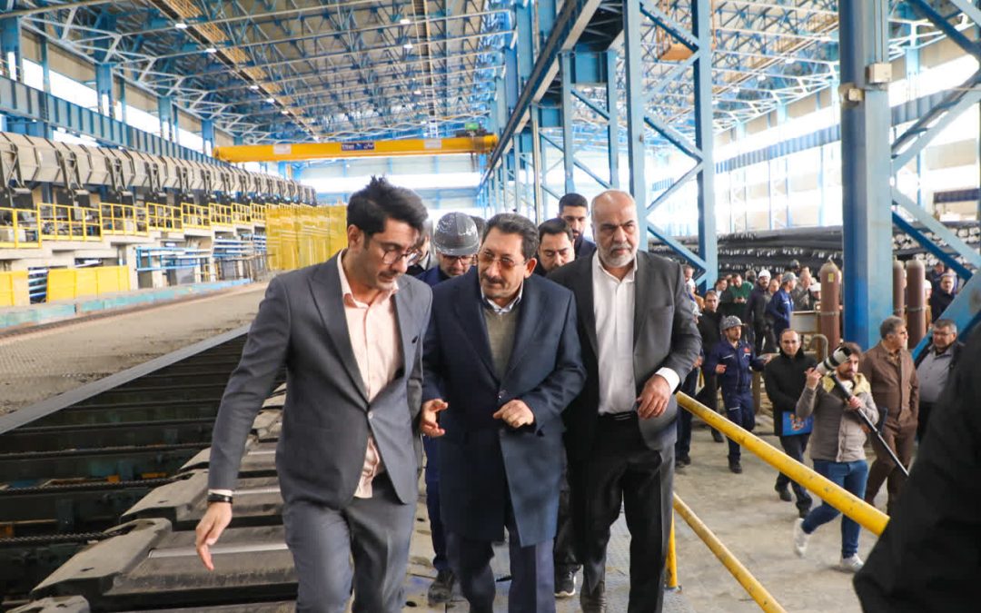 خط تولید کلاف‌‎سازی فولاد سرمد ابرکوه یزد با حضور وزیر صمت افتتاح شد