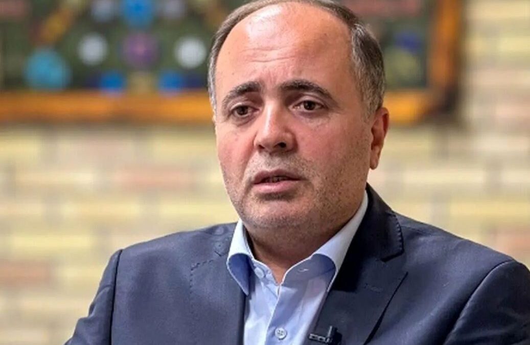 وزیر جهاد کشاورزی : بازار سیب‌زمینی متعادل می‌شود