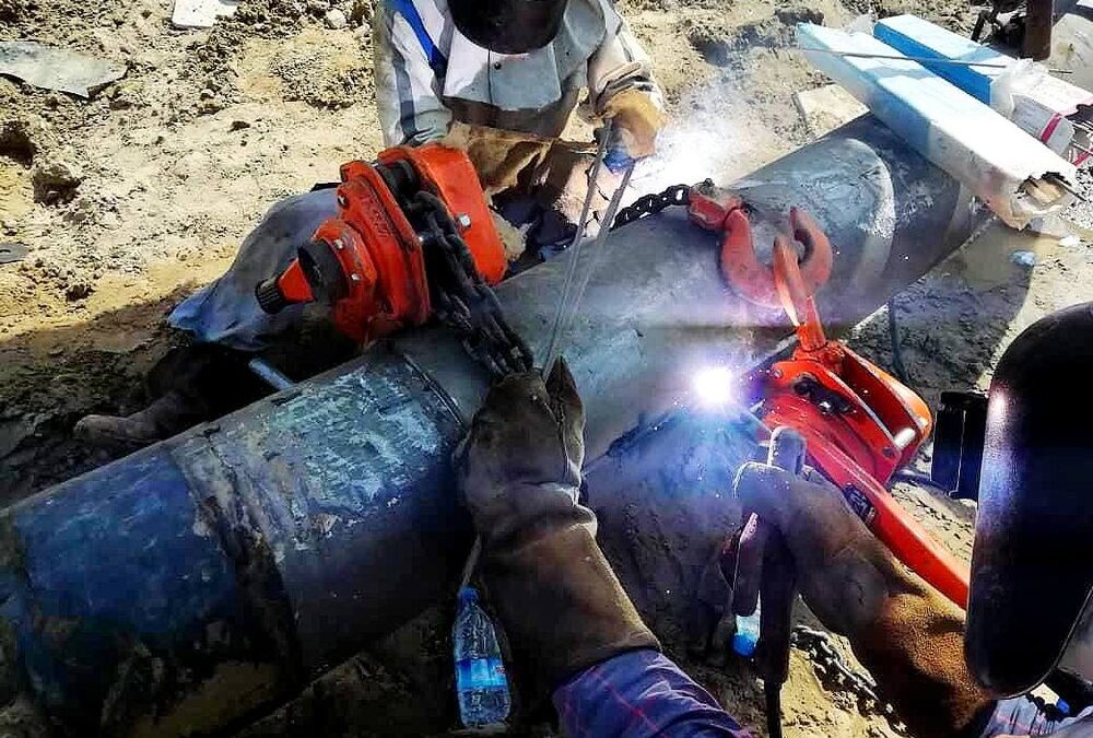 مهار آتش‌سوزی در مسیر خطوط دشت بلوط شرکت نفت گچساران
