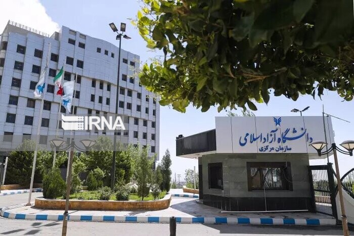 دانشگاه آزاد سفارش‌دهندگان صنایع را به تامین‌کنندگان متصل کرد  