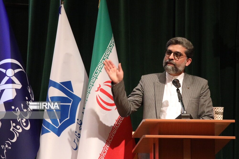تبیین برنامه تحول و مدل های کسب و کار ایدرو