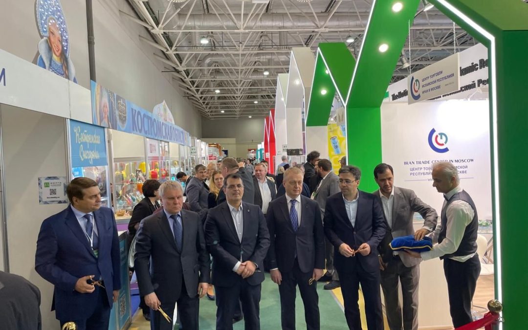 ایران و روسیه بر تداوم همکاری‌های نمایشگاهی تأکید کردند