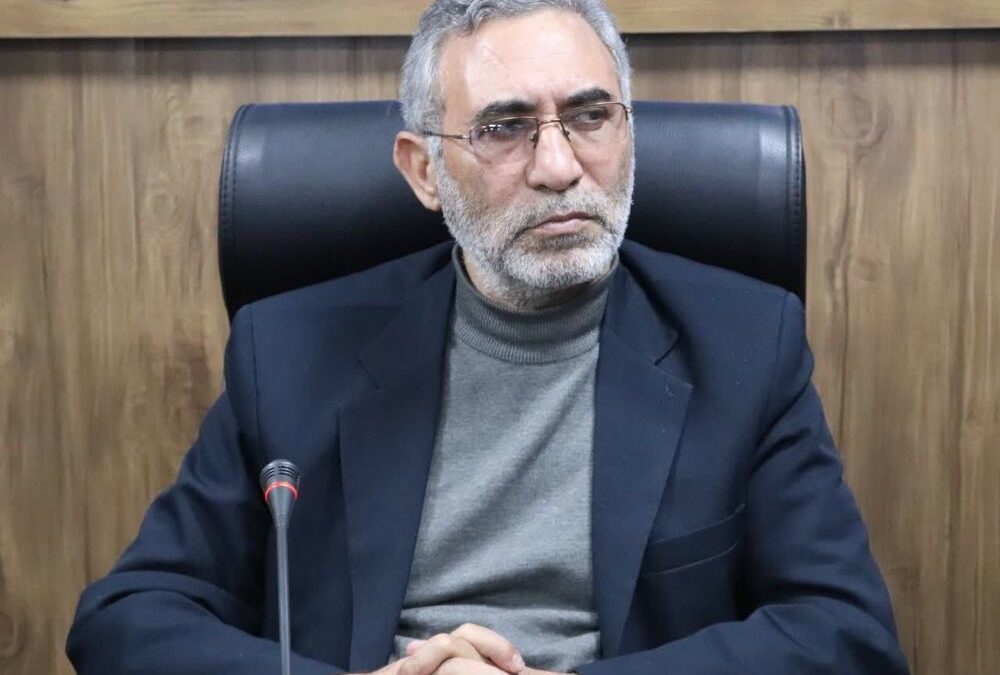 وظیفه دستگاه‌های اجرایی برای ایمنی و بهبود زیرساخت‌های بازار تهران/ لزوم تعیین پیمانکار برای جابجایی تیرهای چراغ برق در بازار
