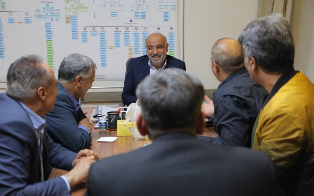 بی طرفی دولت در جلسات دستمزد/ رشد ۴۵ درصدی حقوق و بهبود معیشت کارگران