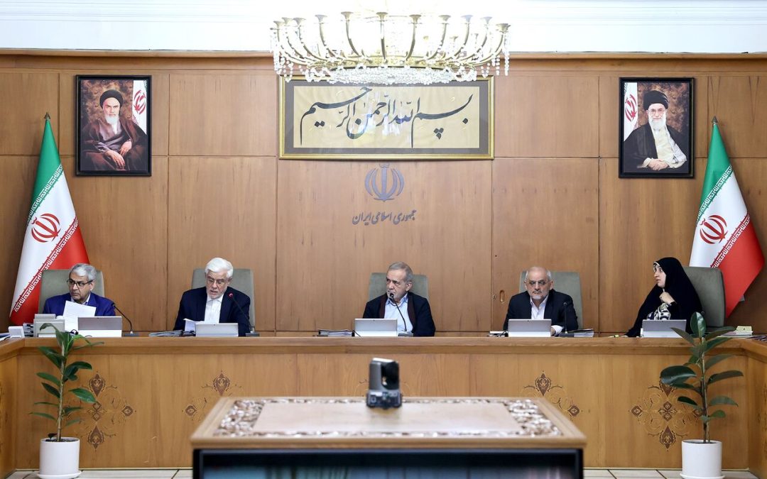 تأکید پزشکیان بر ضرورت اطلاع‌رسانی از اقدام دستگاه‌های مسئول در مبارزه با قاچاق