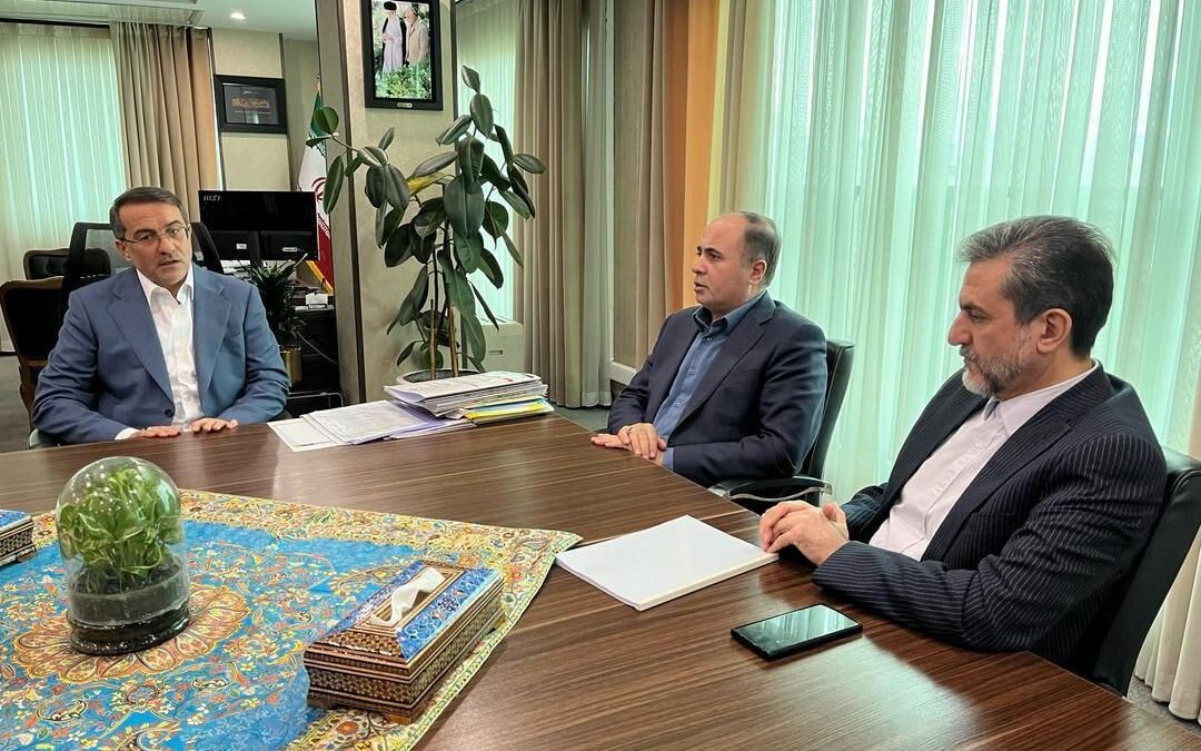 بررسی وضعیت کارکنان و مسائل وزارت جهاد کشاورزی