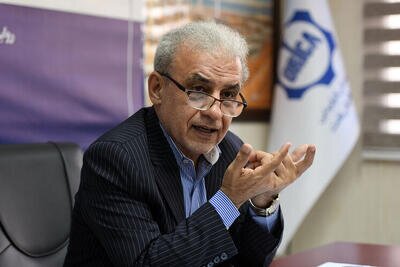 عاشوری: افزایش حقوق کارگران با توافق جامعه کارفرمایی و کارگری انجام شد