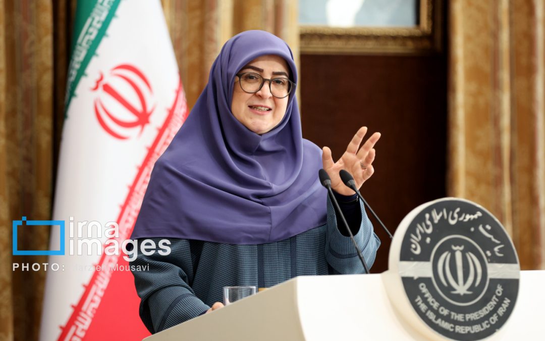مهاجرانی: نگاه مادرانه زنان کارگر، ضامن اصلاح و آبادانی جامعه است