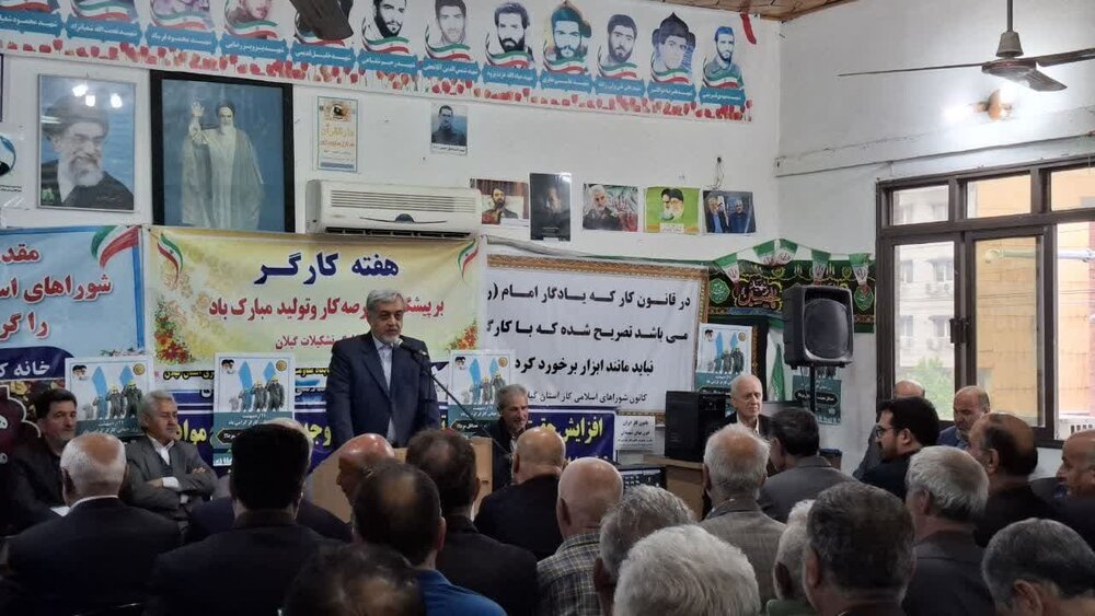 دولت درصدد ارتقاء کمی و کیفی مشاغل کارگری