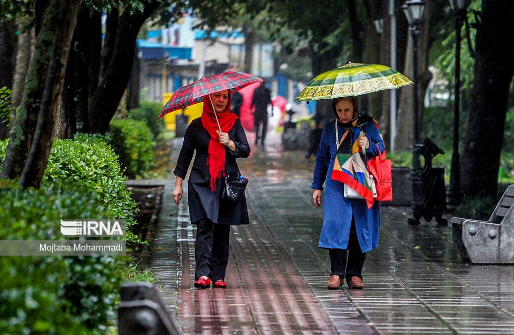 بارش باران و کاهش نسبی دما در نوار شمالی کشور