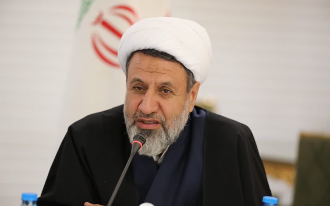 امام جمعه کرمان: واگذاری مدیریت ناترازی انرژی به استان‌ها نارضایتی را کاهش می‌دهد